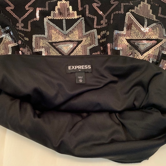 Express Ladies Aztec Black/Gold Mini skirt Size XS - Picture 3 of 3